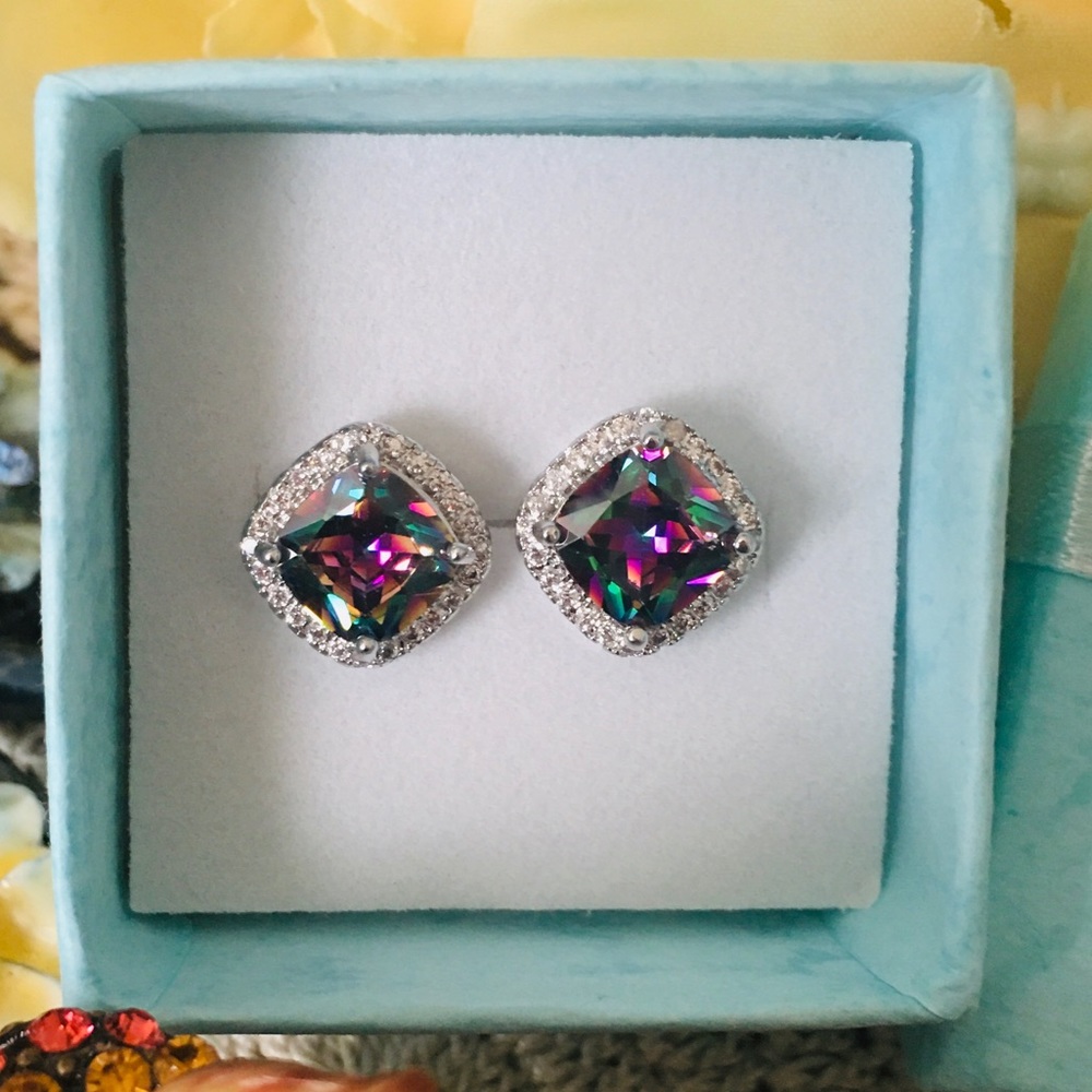 ⚡️FINAL PRICE⚡️🖤BOGO50 Rainbow Topaz Earrings - Picture 4 of 7